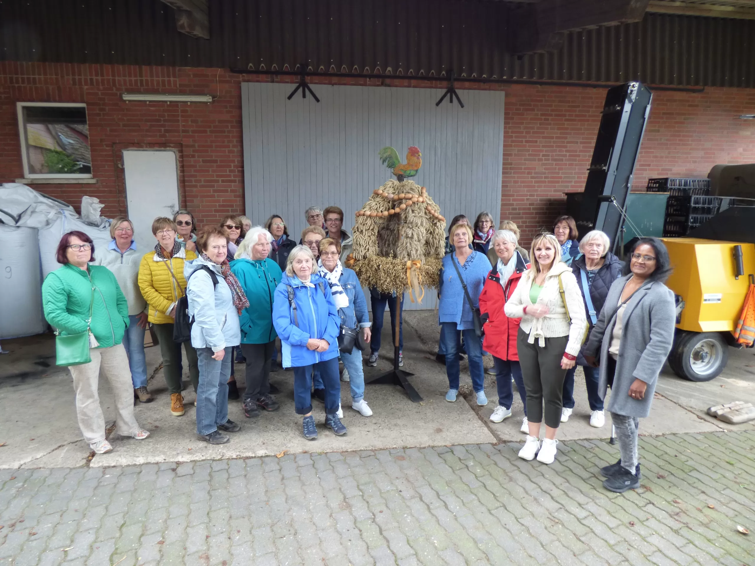 LandFrauen erwandern Borstel